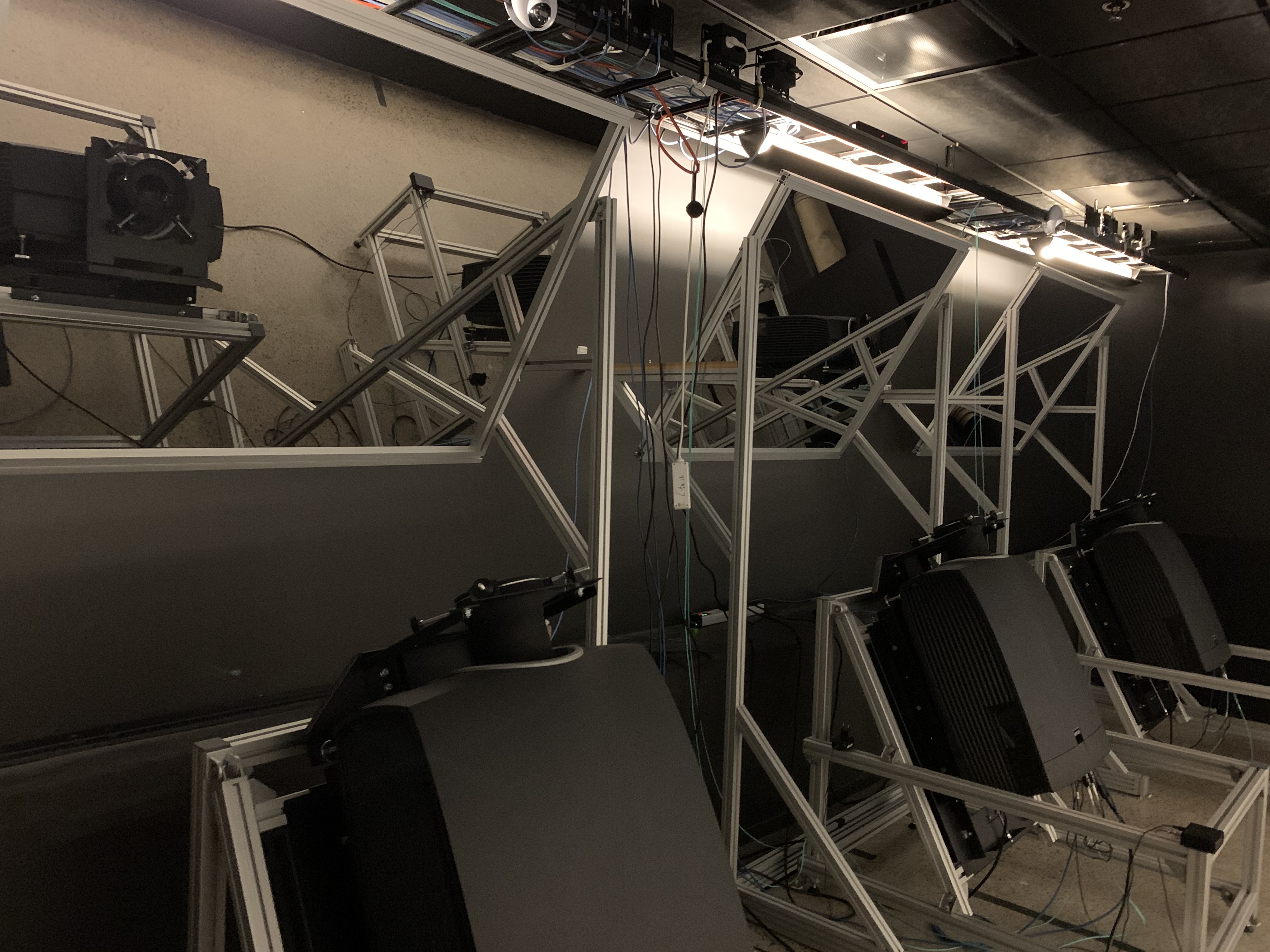 VR-arena behind the screen